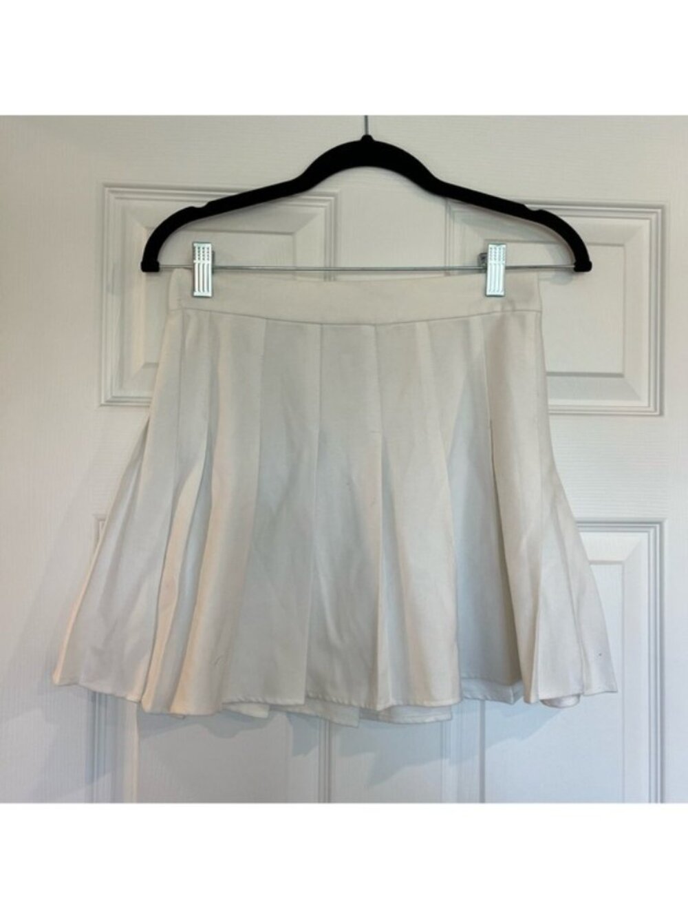 Sporty White Pleated Tennis Mini Skirt Size Small NWOT